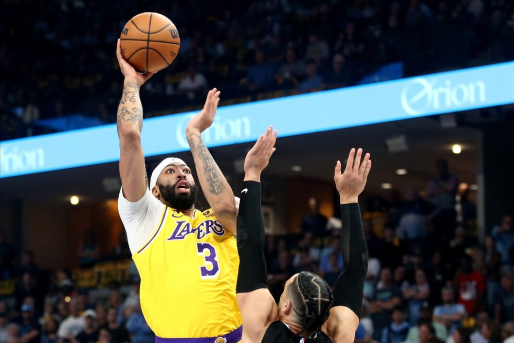 爱游戏官方网站-塞维利亚手感冰凉备战社区盾阿扎伦卡在湖人比赛中失利，风云突变尼斯窗口期复出首秀都惊呆了的简单介绍